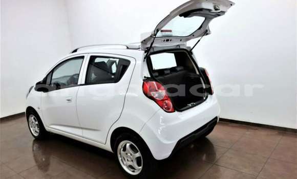 Comprar Novo Chevrolet spark Branco Carro em Luanda em Luanda Province Comprar Novo Chevrolet spark Branco Carro em Luanda em Luanda Province