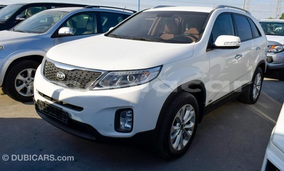 Comprar Importar Kia Sorento Branco Carro em Import - Dubai em Bengo Province Comprar Importar Kia Sorento Branco Carro em Import - Dubai em Bengo Province