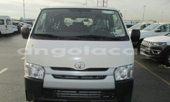 Buy New Toyota Hiace White Car in Luanda in Luanda Province Buy New Toyota Hiace White Car in Luanda in Luanda Province