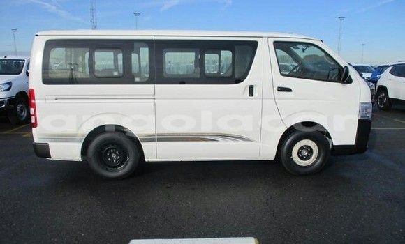 Buy New Toyota Hiace White Car in Luanda in Luanda Province Buy New Toyota Hiace White Car in Luanda in Luanda Province
