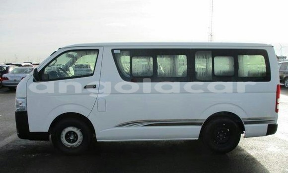 Buy New Toyota Hiace White Car in Luanda in Luanda Province Buy New Toyota Hiace White Car in Luanda in Luanda Province