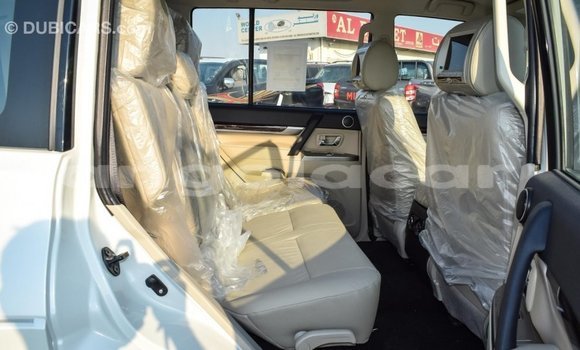 Comprar Novo Mitsubishi Pajero Branco Carro em Import - Dubai em Bengo Province Comprar Novo Mitsubishi Pajero Branco Carro em Import - Dubai em Bengo Province