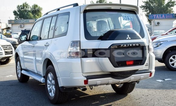 Comprar Novo Mitsubishi Pajero Branco Carro em Import - Dubai em Bengo Province Comprar Novo Mitsubishi Pajero Branco Carro em Import - Dubai em Bengo Province