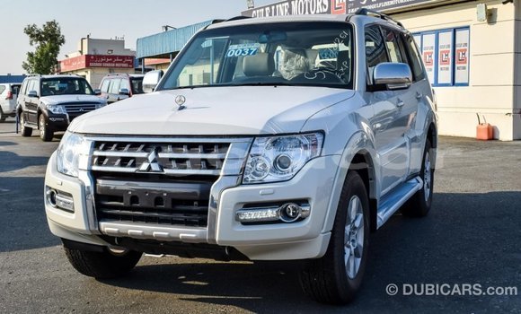 Comprar Novo Mitsubishi Pajero Branco Carro em Import - Dubai em Bengo Province Comprar Novo Mitsubishi Pajero Branco Carro em Import - Dubai em Bengo Province