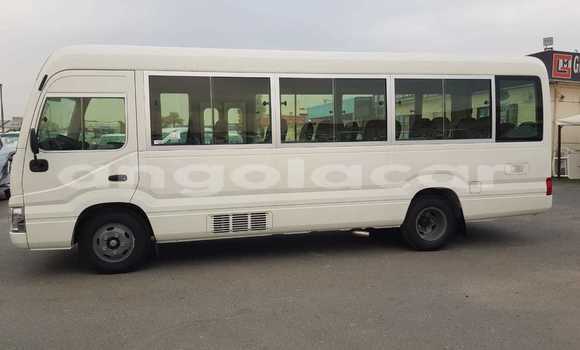 Comprar Novo Toyota Coaster Branco Carro em Import - Dubai em Bengo Province Comprar Novo Toyota Coaster Branco Carro em Import - Dubai em Bengo Province