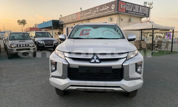 Comprar Novo Mitsubishi L200 Branco Carro em Import - Dubai em Bengo Province Comprar Novo Mitsubishi L200 Branco Carro em Import - Dubai em Bengo Province
