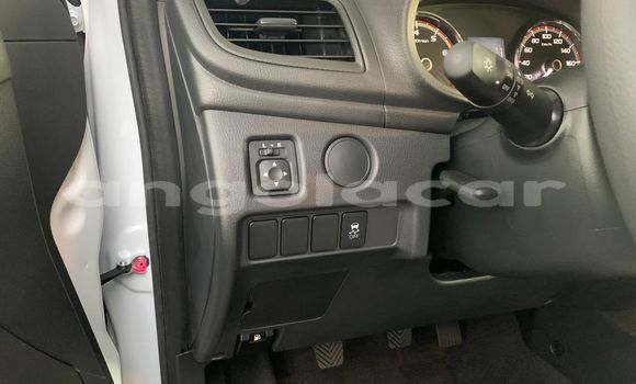 Comprar Novo Mitsubishi L200 Branco Carro em Import - Dubai em Bengo Province Comprar Novo Mitsubishi L200 Branco Carro em Import - Dubai em Bengo Province