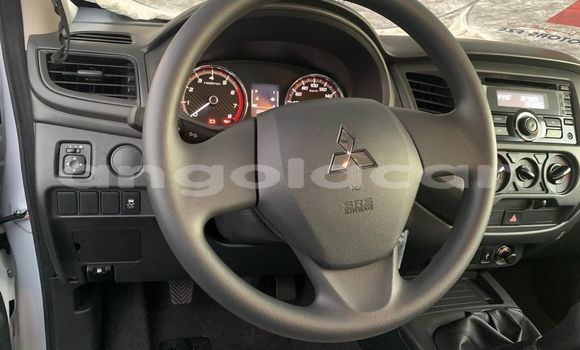 Comprar Novo Mitsubishi L200 Branco Carro em Import - Dubai em Bengo Province Comprar Novo Mitsubishi L200 Branco Carro em Import - Dubai em Bengo Province