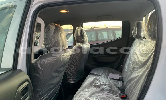 Comprar Novo Mitsubishi L200 Branco Carro em Import - Dubai em Bengo Province Comprar Novo Mitsubishi L200 Branco Carro em Import - Dubai em Bengo Province