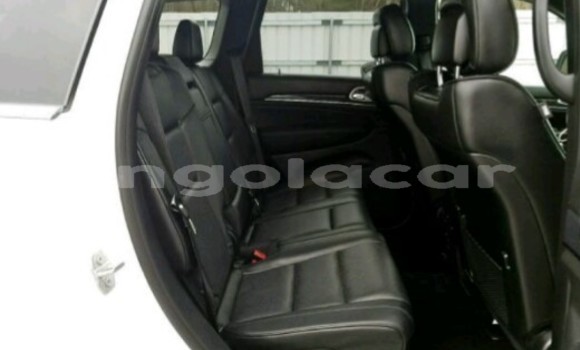 Comprar Usado Jeep Grand Cherokee Branco Carro em Luanda em Luanda Province Comprar Usado Jeep Grand Cherokee Branco Carro em Luanda em Luanda Province
