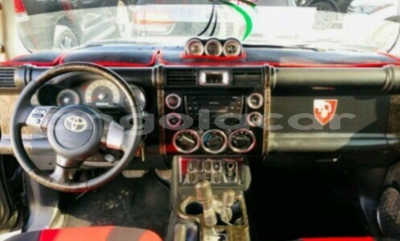 Comprar Usado Toyota FJ Cruiser Preto Carro em Luanda em Luanda Province Comprar Usado Toyota FJ Cruiser Preto Carro em Luanda em Luanda Province