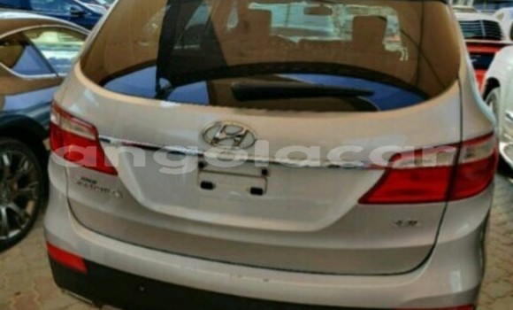 Comprar Novo Hyundai Santa Fe Outro Carro em Luanda em Luanda Province Comprar Novo Hyundai Santa Fe Outro Carro em Luanda em Luanda Province