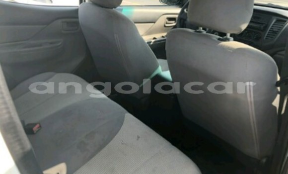 Buy Used Mitsubishi L200 Other Car in Luanda in Luanda Province Buy Used Mitsubishi L200 Other Car in Luanda in Luanda Province