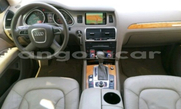 Acheter Neuf Voiture Audi Q7 Noir à Luanda, Province de Luanda Acheter Neuf Voiture Audi Q7 Noir à Luanda, Province de Luanda