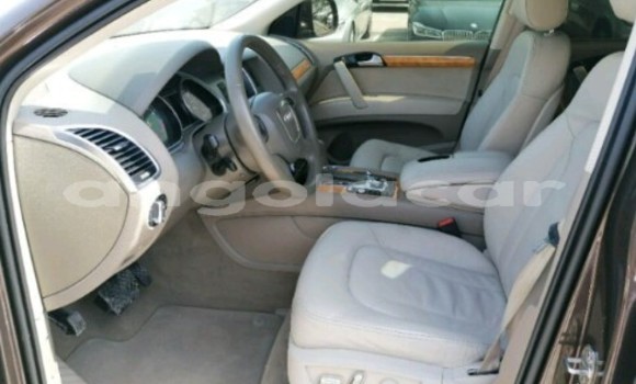 Acheter Neuf Voiture Audi Q7 Noir à Luanda, Province de Luanda Acheter Neuf Voiture Audi Q7 Noir à Luanda, Province de Luanda