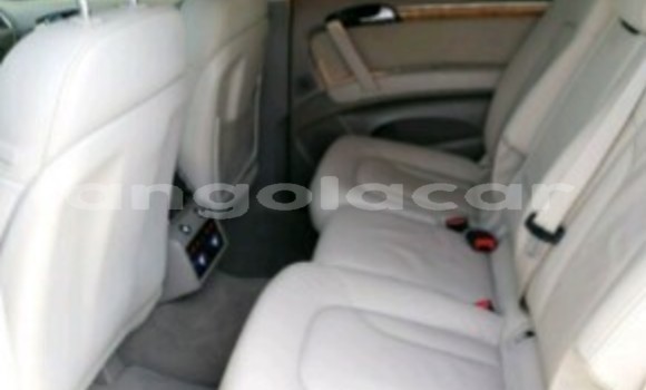 Acheter Neuf Voiture Audi Q7 Noir à Luanda, Province de Luanda Acheter Neuf Voiture Audi Q7 Noir à Luanda, Province de Luanda