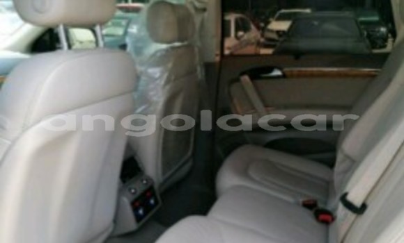 Acheter Neuf Voiture Audi Q7 Noir à Luanda, Province de Luanda Acheter Neuf Voiture Audi Q7 Noir à Luanda, Province de Luanda