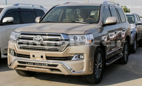 Comprar Importar Toyota Land Cruiser Outro Carro em Import - Dubai em Bengo Province Comprar Importar Toyota Land Cruiser Outro Carro em Import - Dubai em Bengo Province