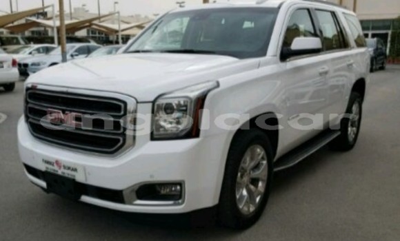 Comprar Novo GMC Yukon Branco Carro em Luanda em Luanda Province Comprar Novo GMC Yukon Branco Carro em Luanda em Luanda Province