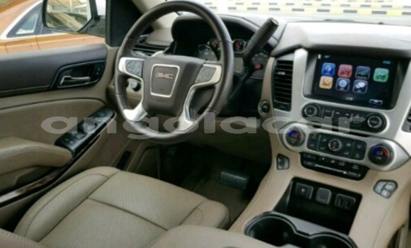 Comprar Novo GMC Yukon Branco Carro em Luanda em Luanda Province Comprar Novo GMC Yukon Branco Carro em Luanda em Luanda Province