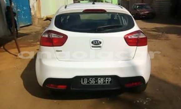Buy Used Kia rio White Car in Luanda in Luanda Province Buy Used Kia rio White Car in Luanda in Luanda Province