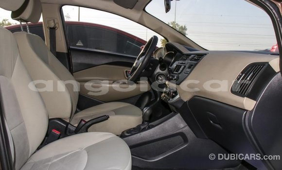 Comprar Importar Kia rio Marrom Carro em Import - Dubai em Bengo Province Comprar Importar Kia rio Marrom Carro em Import - Dubai em Bengo Province