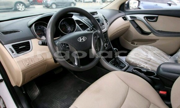 Acheter Neuf Voiture Hyundai Elantra Autre à Luanda, Province de Luanda Acheter Neuf Voiture Hyundai Elantra Autre à Luanda, Province de Luanda
