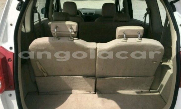 Comprar Novo Suzuki Ertiga Branco Carro em Luanda em Luanda Province Comprar Novo Suzuki Ertiga Branco Carro em Luanda em Luanda Province