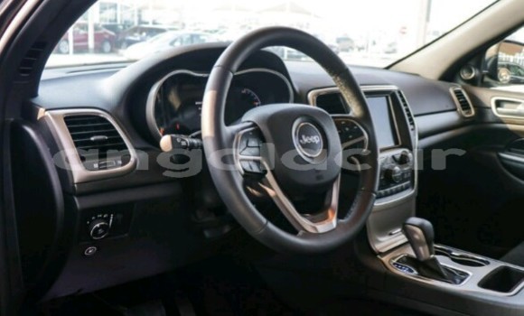 Buy Used Jeep Cherokee White Car in Luanda in Luanda Province Buy Used Jeep Cherokee White Car in Luanda in Luanda Province