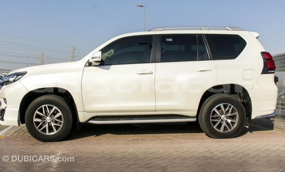 Comprar Importar Toyota Prado Branco Carro em Import - Dubai em Bengo Province Comprar Importar Toyota Prado Branco Carro em Import - Dubai em Bengo Province