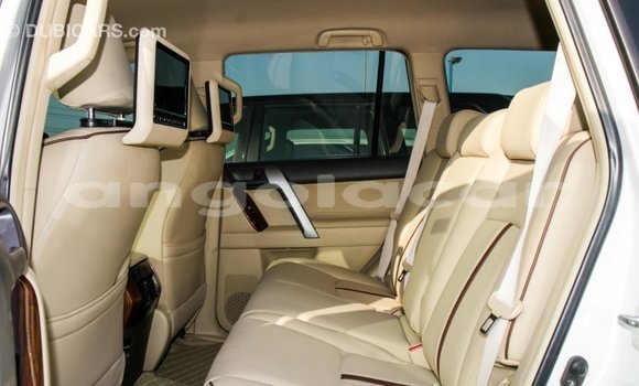 Comprar Importar Toyota Prado Branco Carro em Import - Dubai em Bengo Province Comprar Importar Toyota Prado Branco Carro em Import - Dubai em Bengo Province