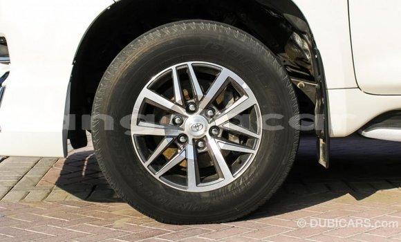 Comprar Importar Toyota Prado Branco Carro em Import - Dubai em Bengo Province Comprar Importar Toyota Prado Branco Carro em Import - Dubai em Bengo Province