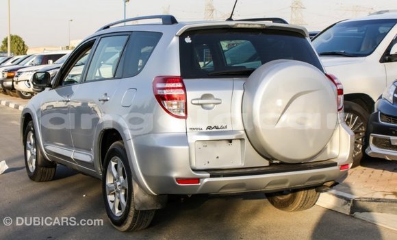 Comprar Importar Toyota RAV4 Outro Carro em Import - Dubai em Bengo Province Comprar Importar Toyota RAV4 Outro Carro em Import - Dubai em Bengo Province