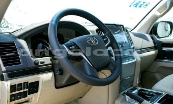 Comprar Novo Toyota Land Cruiser Preto Carro em Luanda em Luanda Province Comprar Novo Toyota Land Cruiser Preto Carro em Luanda em Luanda Province