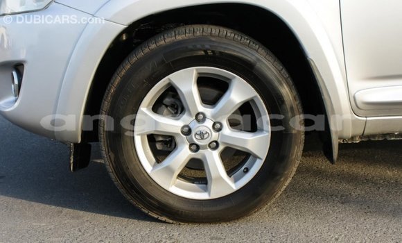 Comprar Importar Toyota RAV4 Outro Carro em Import - Dubai em Bengo Province Comprar Importar Toyota RAV4 Outro Carro em Import - Dubai em Bengo Province