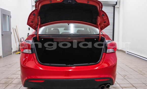 Comprar Usado Hyundai Elantra Vermelho Carro em Luena em Moxico Comprar Usado Hyundai Elantra Vermelho Carro em Luena em Moxico
