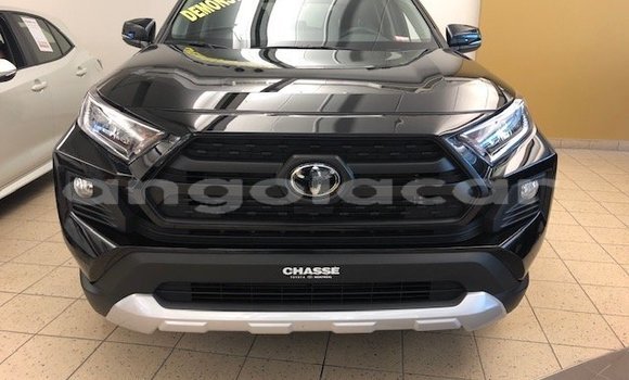Comprar Usado Toyota RAV4 Prata Carro em Luena em Moxico Comprar Usado Toyota RAV4 Prata Carro em Luena em Moxico