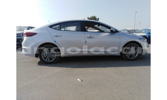 Comprar Importar Hyundai Elantra Outro Carro em Import - Dubai em Bengo Province Comprar Importar Hyundai Elantra Outro Carro em Import - Dubai em Bengo Province