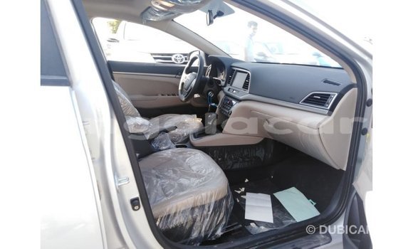 Comprar Importar Hyundai Elantra Outro Carro em Import - Dubai em Bengo Province Comprar Importar Hyundai Elantra Outro Carro em Import - Dubai em Bengo Province