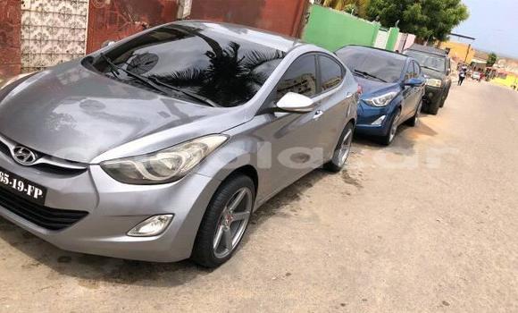Acheter Occasion Voiture Hyundai Elantra Gris à Luanda, Province de Luanda Acheter Occasion Voiture Hyundai Elantra Gris à Luanda, Province de Luanda