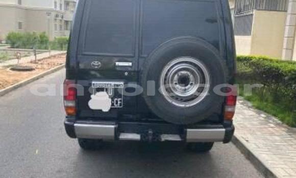 Acheter Occasion Voiture Toyota Land Cruiser Noir à Luanda, Province de Luanda Acheter Occasion Voiture Toyota Land Cruiser Noir à Luanda, Province de Luanda