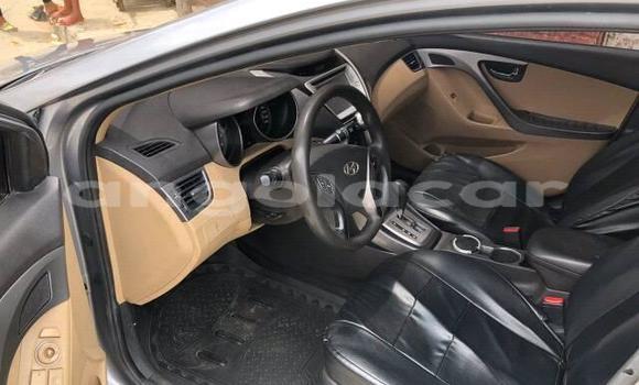 Acheter Occasion Voiture Hyundai Elantra Gris à Luanda, Province de Luanda Acheter Occasion Voiture Hyundai Elantra Gris à Luanda, Province de Luanda