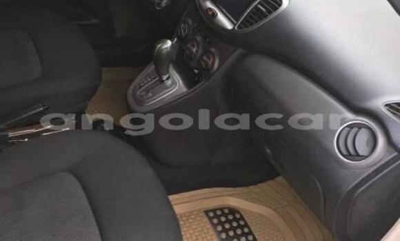 Acheter Occasion Voiture Hyundai i10 Blanc à Luanda, Province de Luanda Acheter Occasion Voiture Hyundai i10 Blanc à Luanda, Province de Luanda