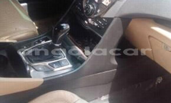 Buy Used Hyundai Azera Red Car in Luanda in Luanda Province Buy Used Hyundai Azera Red Car in Luanda in Luanda Province