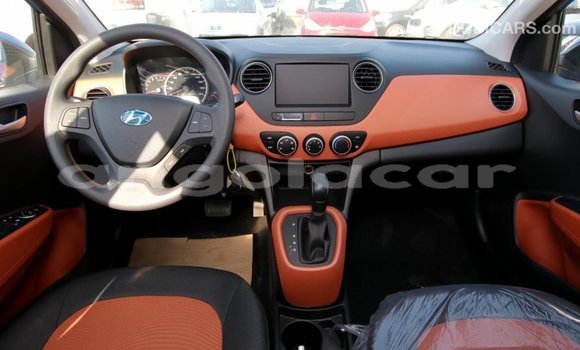Buy Import Hyundai i10 Blue Car in Import - Dubai in Bengo Province Buy Import Hyundai i10 Blue Car in Import - Dubai in Bengo Province