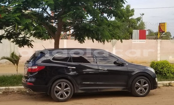 Acheter Occasion Voiture Hyundai Tucson Noir à Luanda, Province de Luanda Acheter Occasion Voiture Hyundai Tucson Noir à Luanda, Province de Luanda