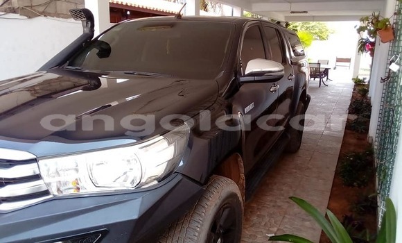 Buy Used Toyota Hilux Blue Car in Luanda in Luanda Province Buy Used Toyota Hilux Blue Car in Luanda in Luanda Province