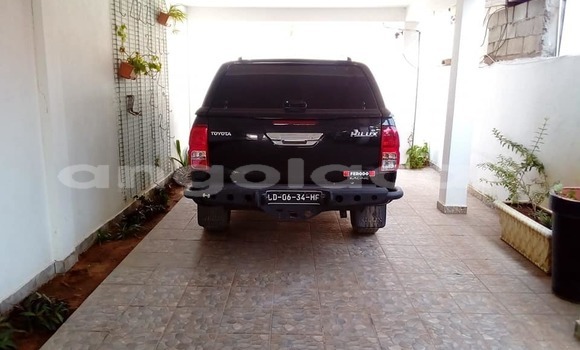 Acheter Occasion Voiture Toyota Hilux Bleu à Luanda, Province de Luanda Acheter Occasion Voiture Toyota Hilux Bleu à Luanda, Province de Luanda