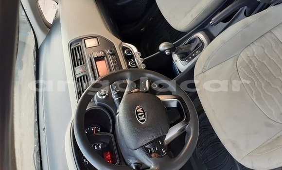 Comprar Usado Kia rio Vermelho Carro em Luanda em Luanda Province Comprar Usado Kia rio Vermelho Carro em Luanda em Luanda Province