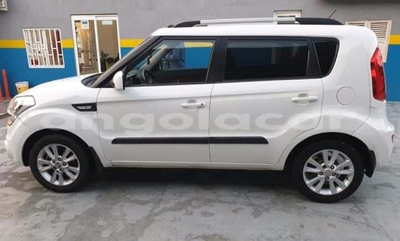 Comprar Usado Kia Soul Branco Carro em Luanda em Luanda Province